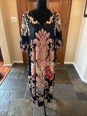 Source Unknown Black Maxi Dress with Multicolor Floral Medallion Print